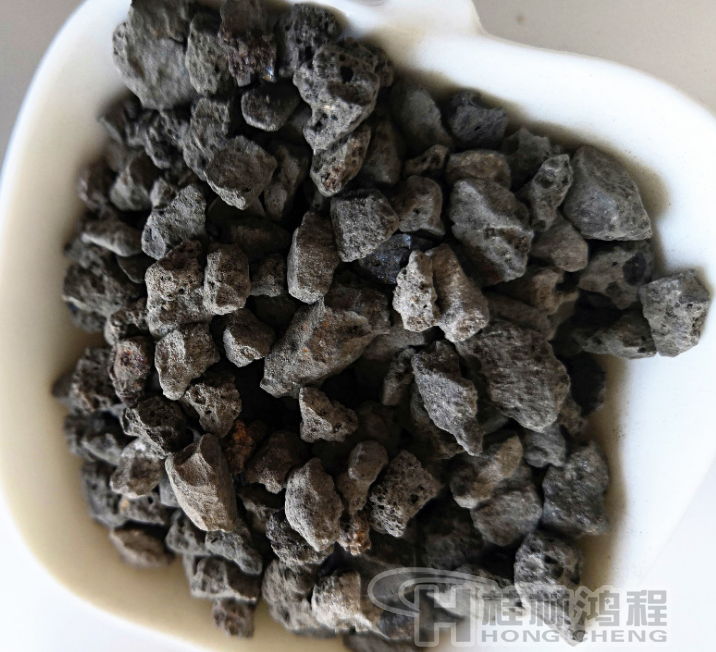 使用桂林鴻程HLM鋼渣立磨規(guī)?；庸や撛?變廢為寶